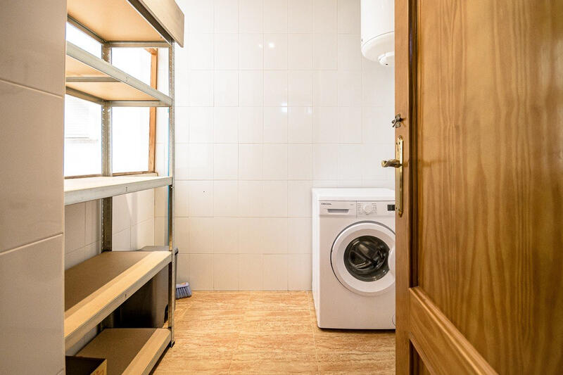 2 slaapkamer Appartement Te koop 2 slaapkamer Appartement Te koop