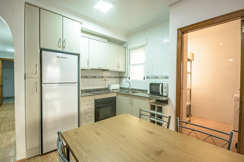 2 slaapkamer Appartement Te koop 2 slaapkamer Appartement Te koop