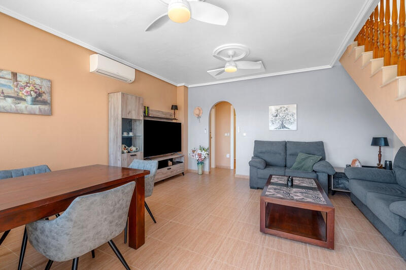 2 slaapkamer Villa Te koop 2 slaapkamer Villa Te koop