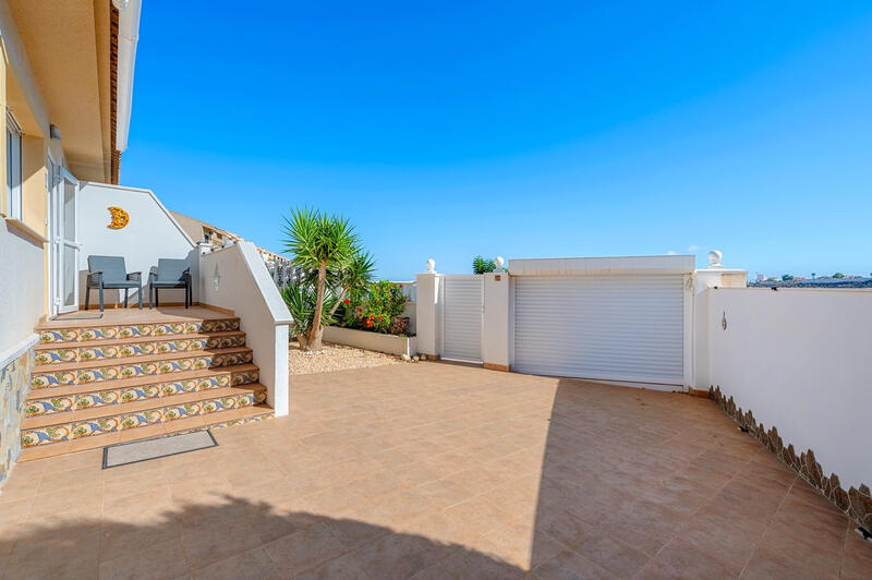 2 slaapkamer Villa Te koop 2 slaapkamer Villa Te koop