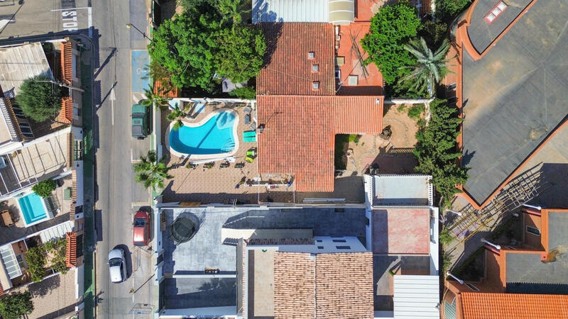 2 slaapkamer Villa Te koop 2 slaapkamer Villa Te koop