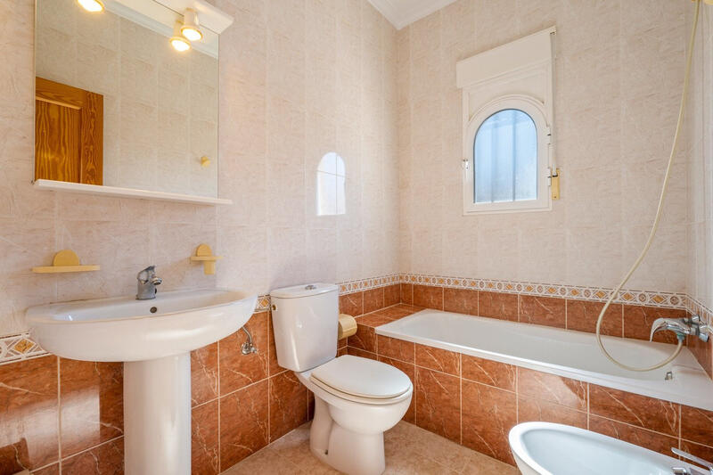 3 bedroom Duplex for sale 3 bedroom Duplex for sale