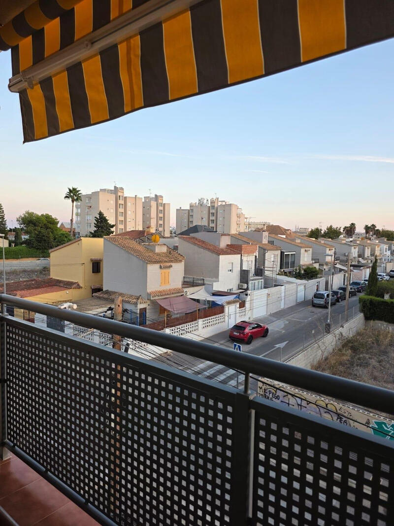 квартира продается в Torrevieja, Alicante квартира продается в Torrevieja, Alicante