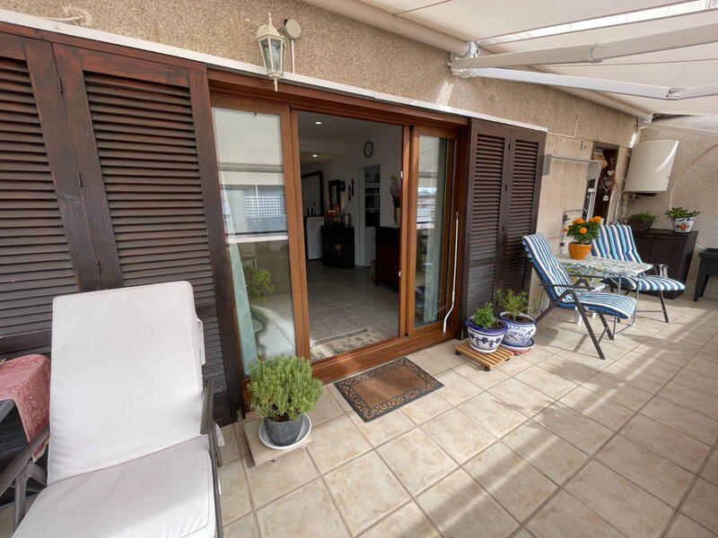 3 bedroom Apartment for sale