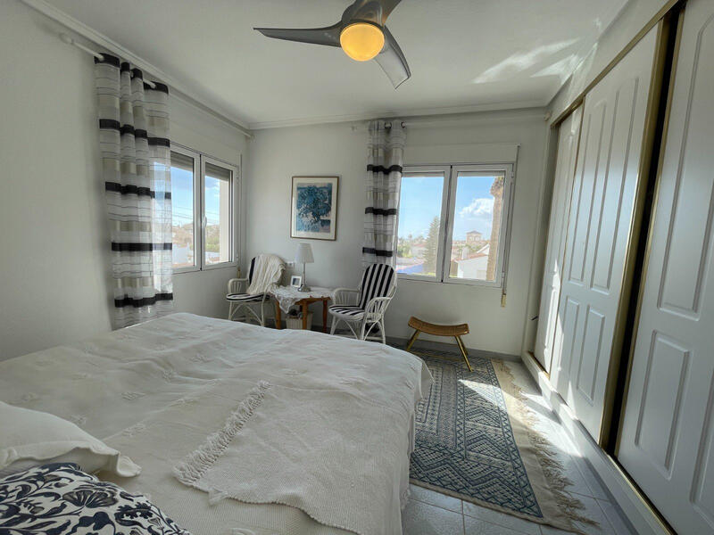 4 soverom Villa til salgs 4 soverom Villa til salgs