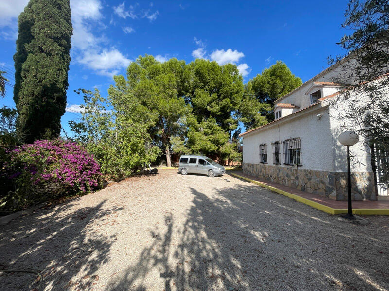 3 bedroom Country House for sale