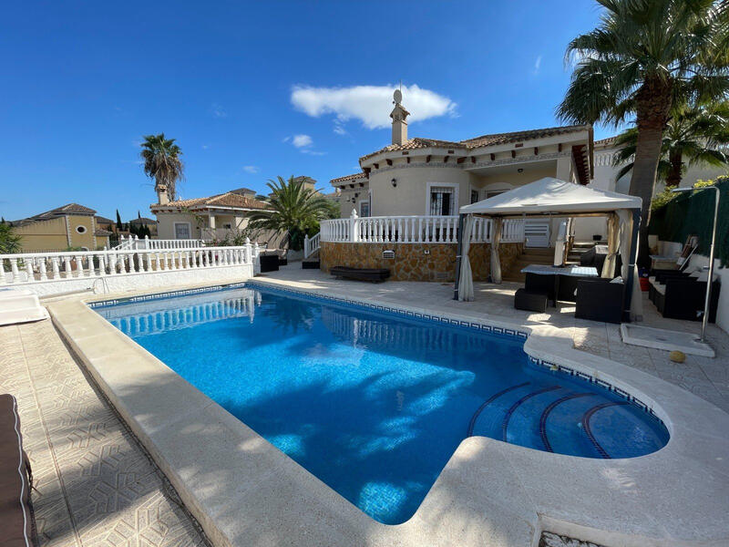 Villa Te koop in Bigastro, Alicante Villa Te koop in Bigastro, Alicante