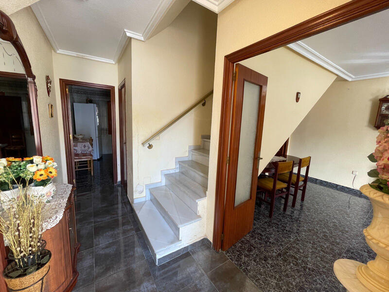 4 sovrum Radhus till salu 4 sovrum Radhus till salu