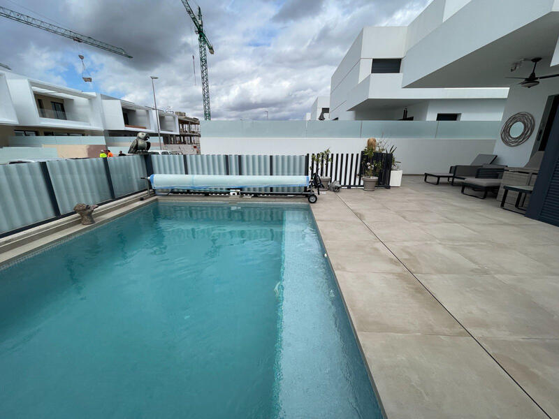 3 bedroom Villa for sale 3 bedroom Villa for sale