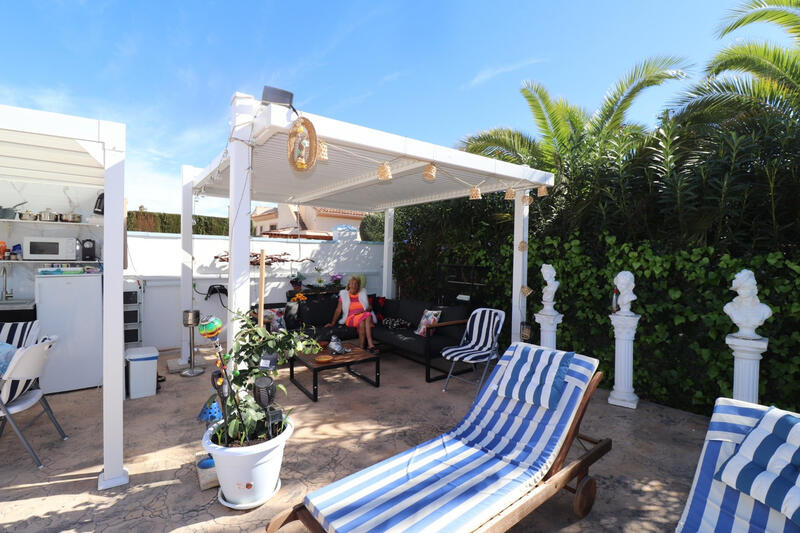 2 sovrum Villa till salu