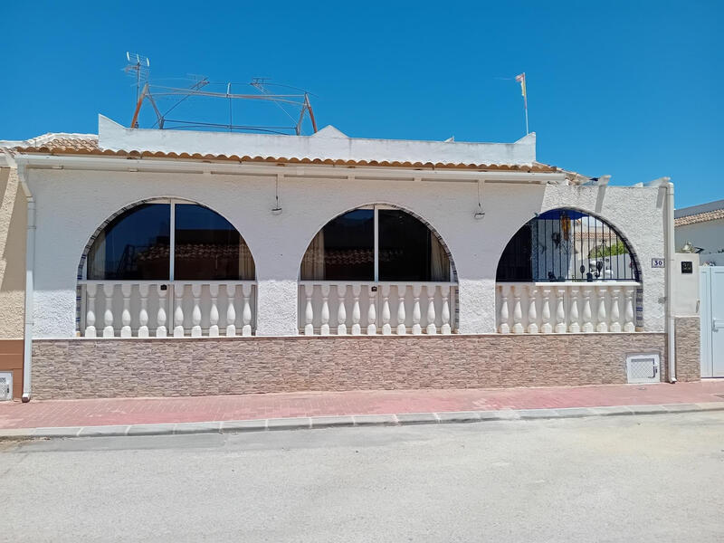 Villa en venta en Los Perez (Ayuntamiento Almoradi/Torrevieja), Alicante