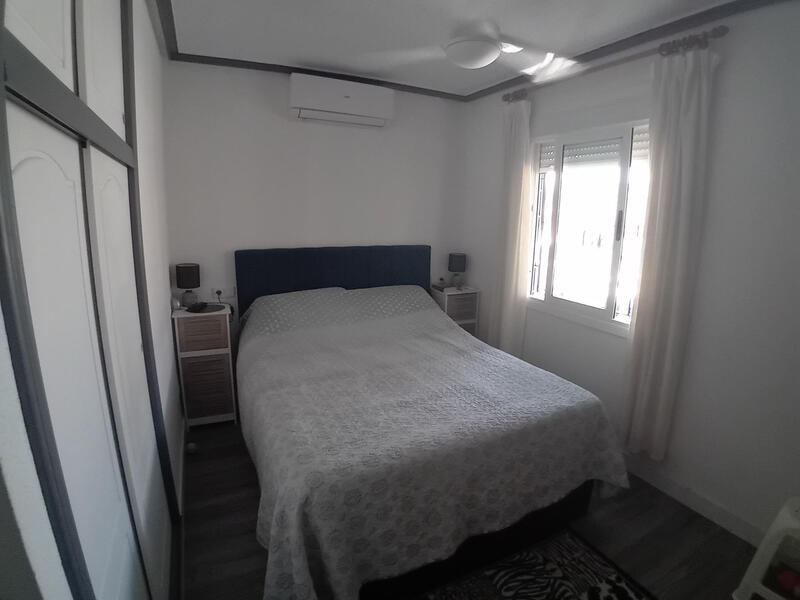 2 Cuarto Villa en venta