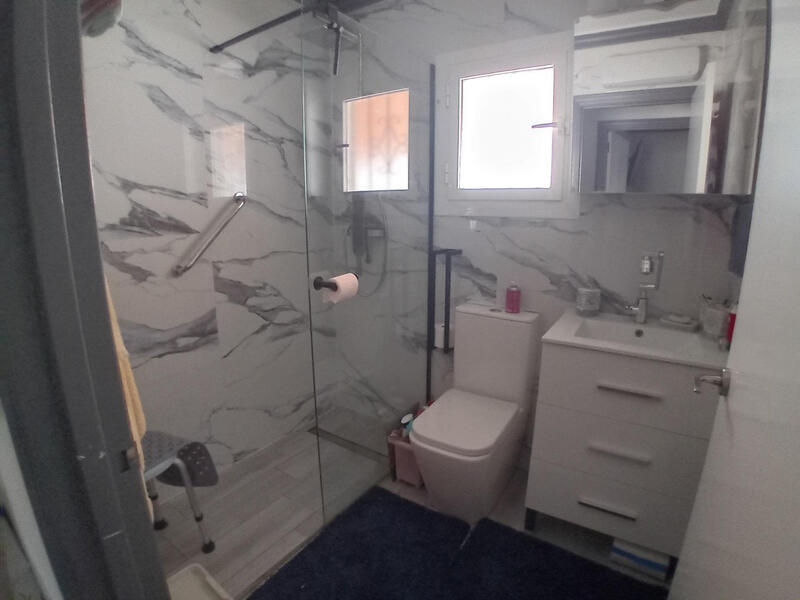 2 Cuarto Villa en venta