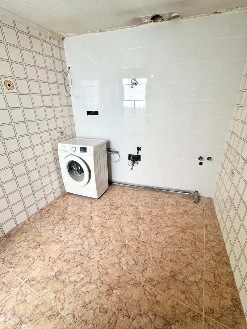 2 bedroom Townhouse for sale