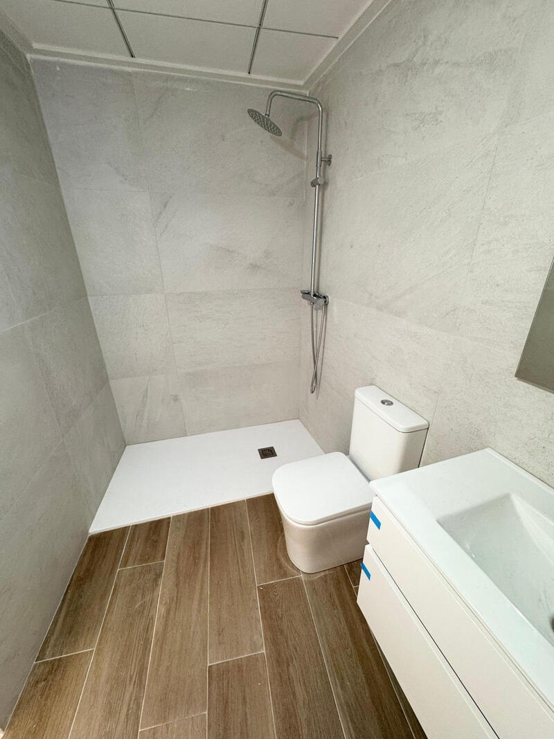 2 bedroom Townhouse for sale