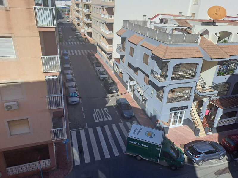 2 спальная комната квартира продается