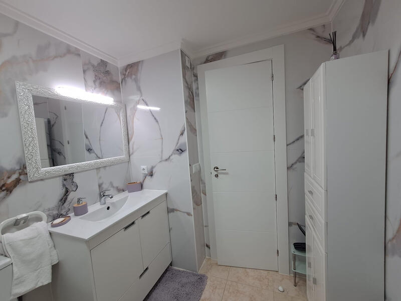 2 спальная комната квартира продается