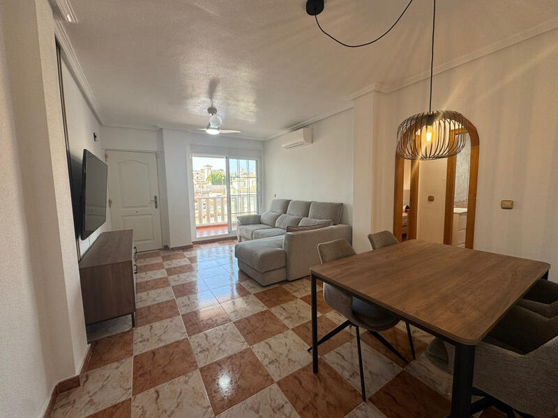 Apartamento en venta en Torrevieja, Alicante Apartamento en venta en Torrevieja, Alicante