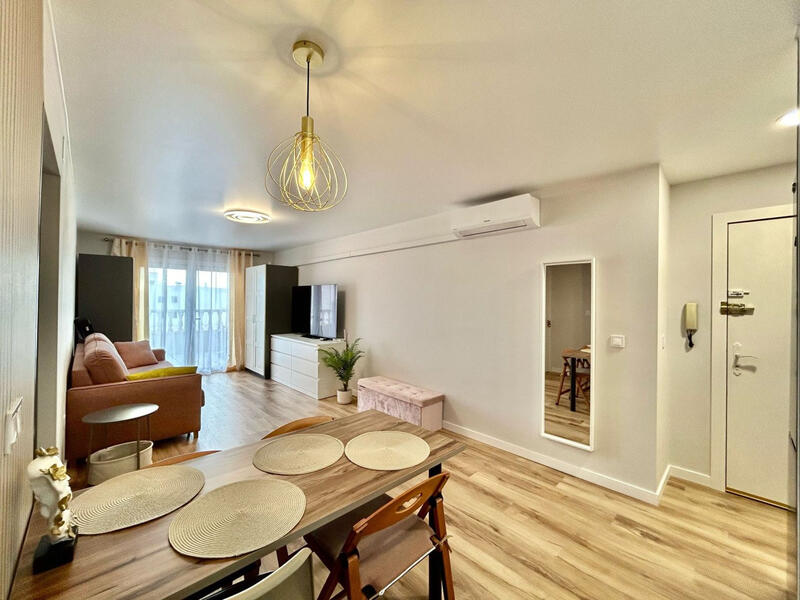 квартира продается в Torrevieja, Alicante