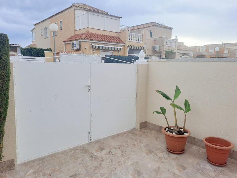 2 Schlafzimmer Villa zu verkaufen