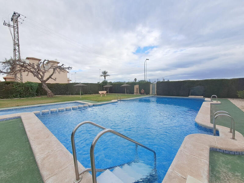 2 Schlafzimmer Villa zu verkaufen