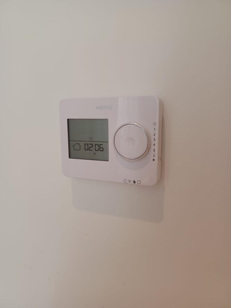 2 спальная комната квартира продается