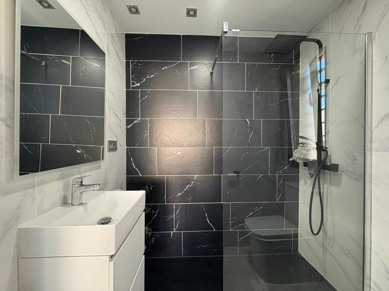 4 спальная комната вилла продается 4 спальная комната вилла продается