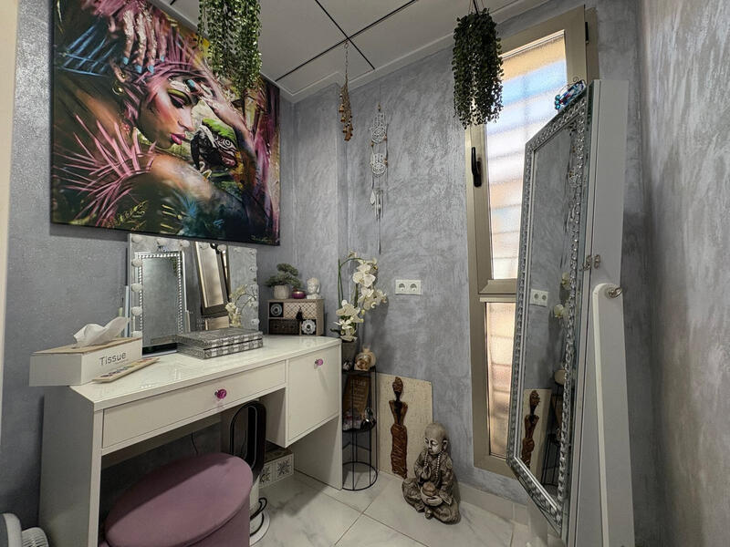 4 спальная комната вилла продается 4 спальная комната вилла продается