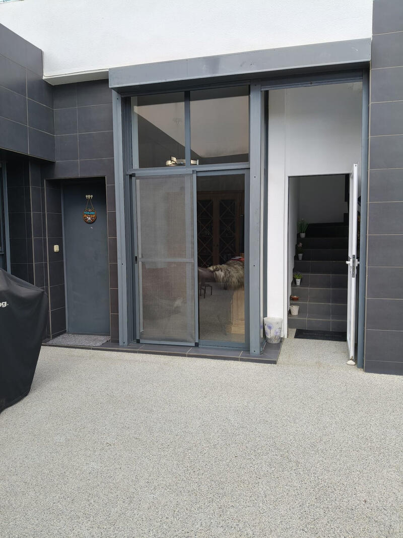 3 bedroom Townhouse for sale 3 bedroom Townhouse for sale