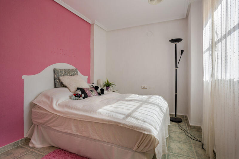 2 Cuarto Villa en venta 2 Cuarto Villa en venta