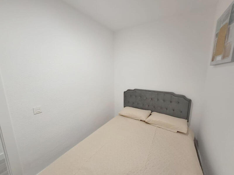 2 спальная комната квартира продается