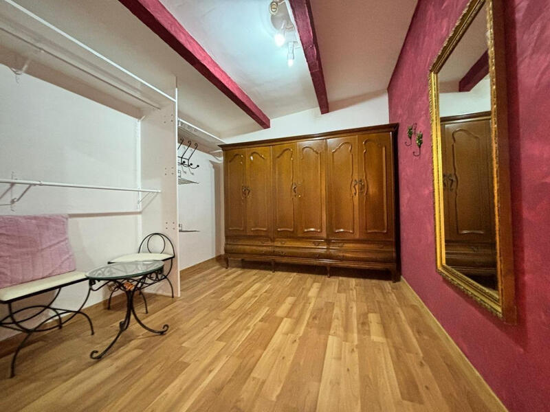 5 sovrum Radhus till salu 5 sovrum Radhus till salu