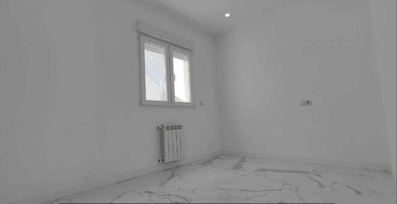 6 sovrum Radhus till salu