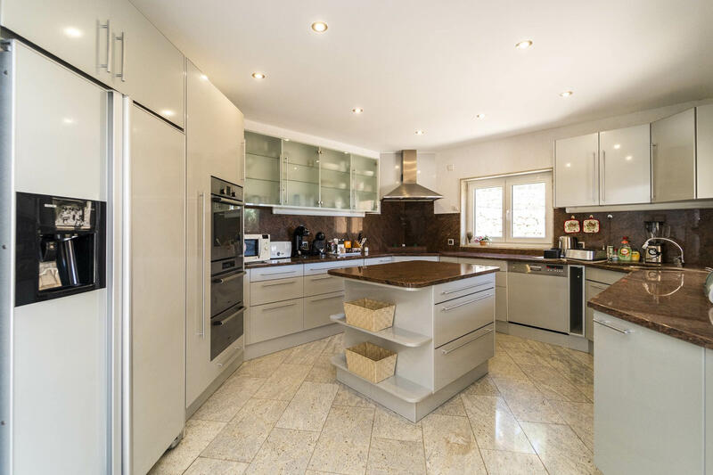 6 bedroom Townhouse for sale 6 bedroom Townhouse for sale