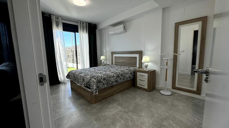 3 bedroom Townhouse for sale