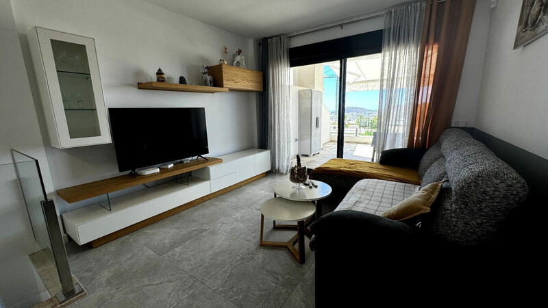 3 bedroom Townhouse for sale