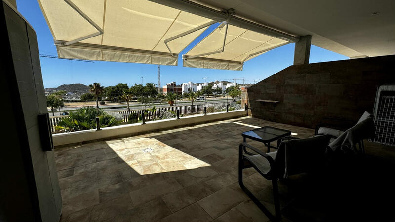 3 bedroom Townhouse for sale