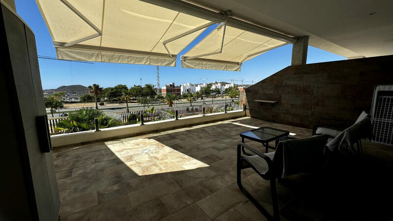 3 bedroom Townhouse for sale