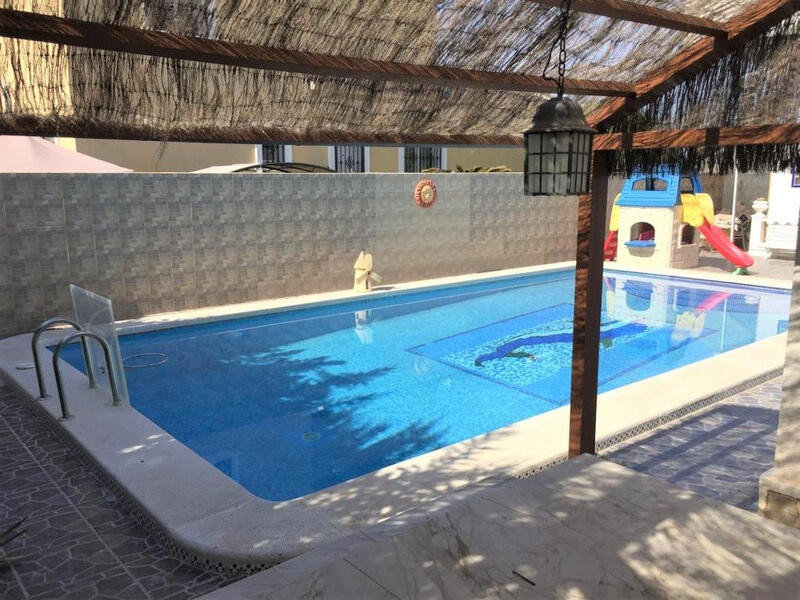 6 Cuarto Adosado en venta