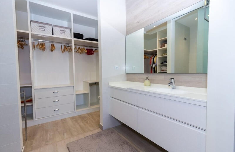 3 Cuarto Adosado en venta 3 Cuarto Adosado en venta