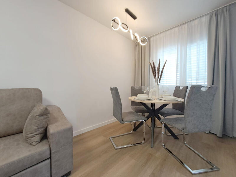 3 спальная комната городская тюрьма продается 3 спальная комната городская тюрьма продается