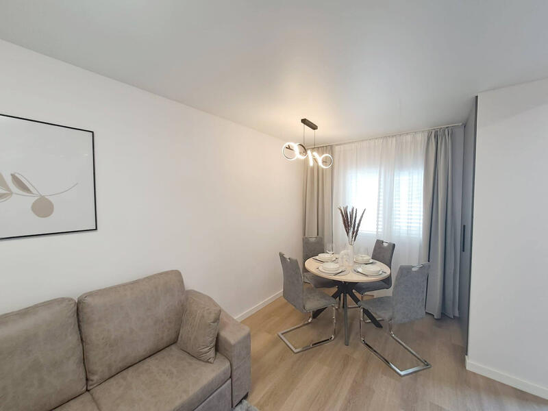 3 спальная комната городская тюрьма продается 3 спальная комната городская тюрьма продается