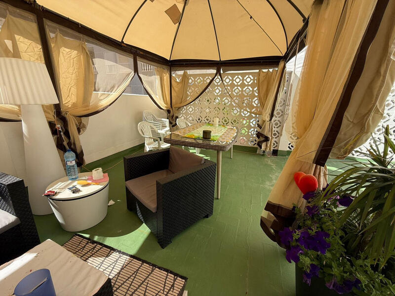 2 slaapkamer Appartement Te koop