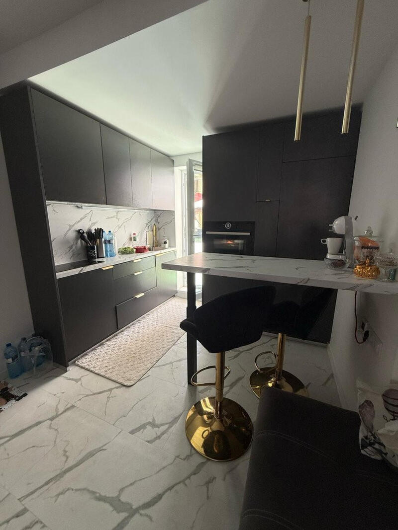 2 slaapkamer Appartement Te koop