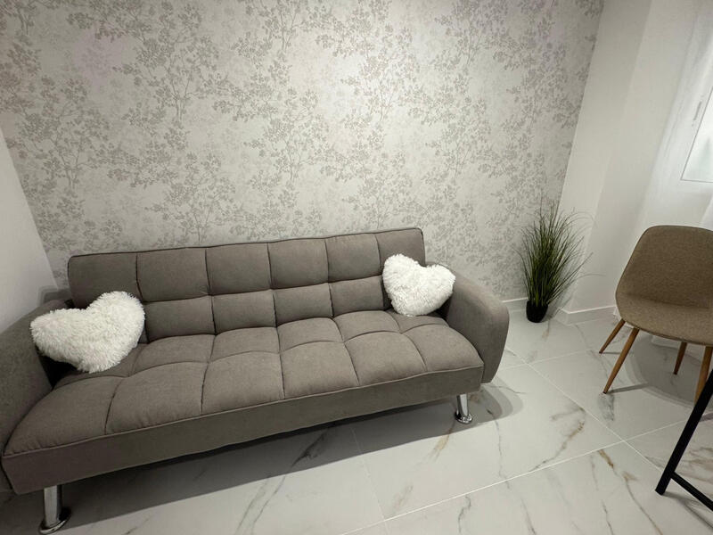 4 bedroom Apartment for sale