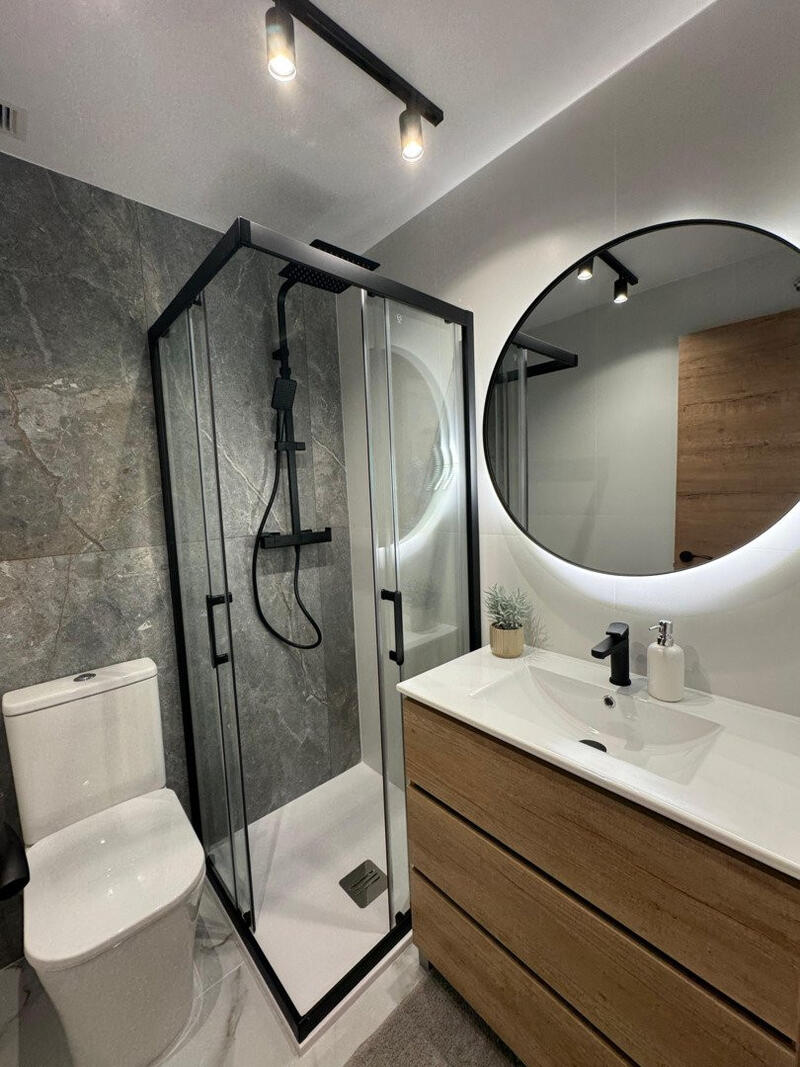 4 bedroom Apartment for sale