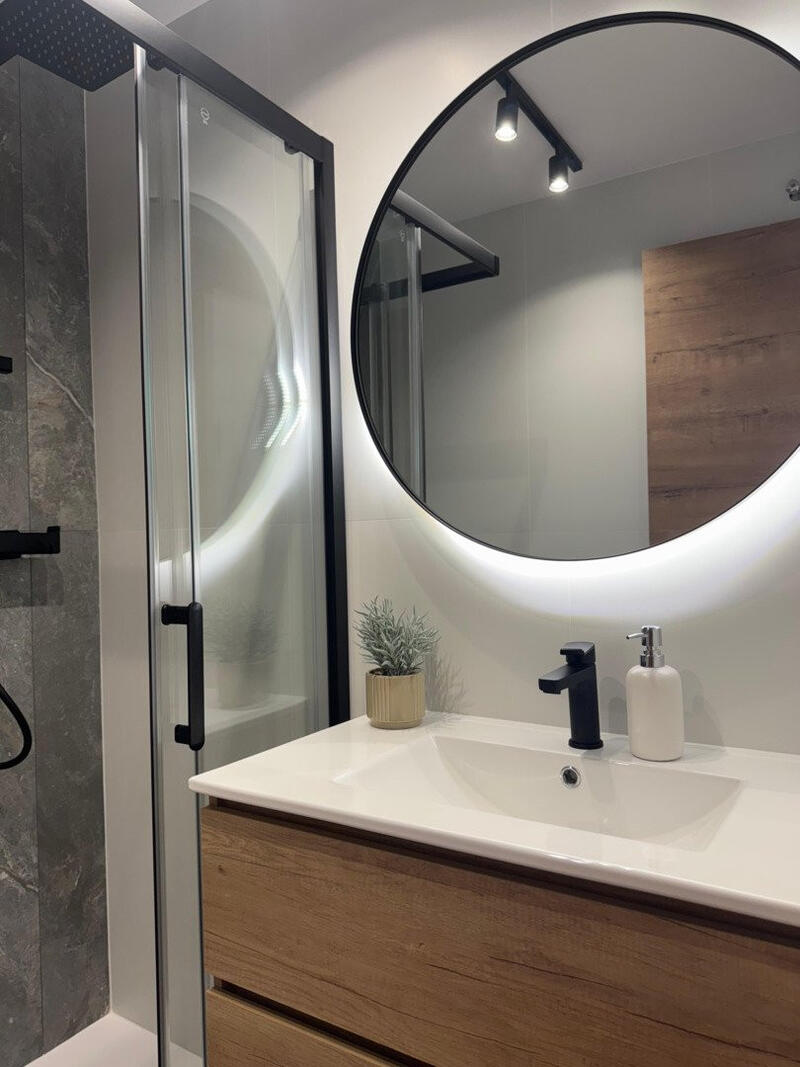 4 bedroom Apartment for sale