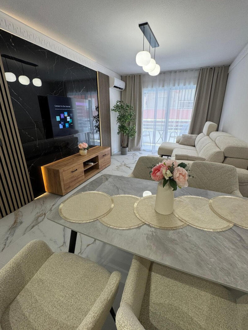 4 bedroom Apartment for sale