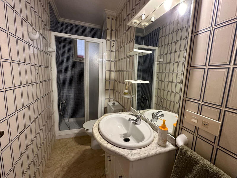 3 bedroom Apartment for sale