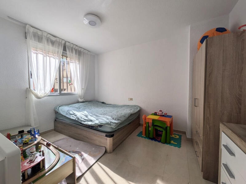 3 спальная комната квартира продается 3 спальная комната квартира продается